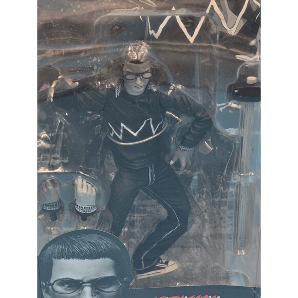 Sin City: Kevin - Black and White Action Figure - Neca - Picture 2 of 3